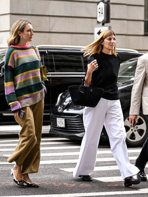 Virginia Smith auf der New York Fashion Week.