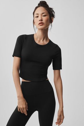 Alo Softsculpt Precision Half Sleeve T-Shirt in Black, Size: Medium