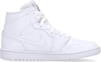 Nike Jordan High Top Sneakers met Logo - Dames - Fitnessschoenen - Wit - 35 1/2 EU - Leer - Fitness