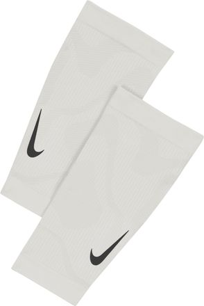Nike Unisex Zoned Calf Sleeves in White | N1003450-123