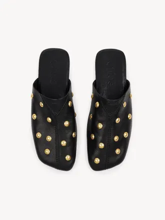 Chlo&eacute; Studded Leather Slippers - Black