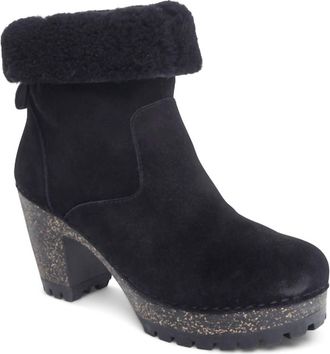 Aetrex Womens Scarlett Fuzzy Boot In Scarlett Black