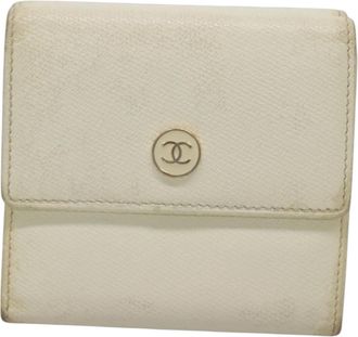 Chanel Porte Monnaie White Leather Wallet (Pre-Owned)