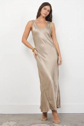 La Made Wynn Silky Maxi Dress In Oak Bark