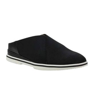 J. Rene&eacute; Womens Clarette Mule Shoe In Black