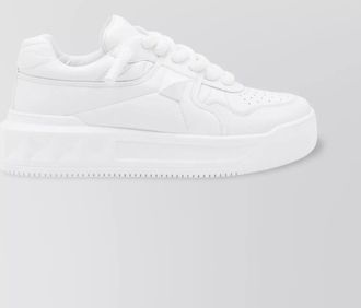 Valentino Garavani quilted low top sneakers with round toe