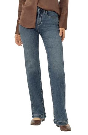 Silver Jeans Co Avery Curvy High Waist Relaxed Straight Leg Trouser Jeans in Westminster at Nordstrom, Size 26 X 31