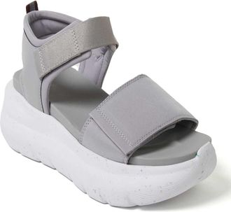 Dearfoams Womens Odell Platform Sandal