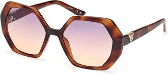 Guess Bruine Hexagonale Zonnebril met Contrastdetails - Dames - Zonnebrillen - Bruin - 54 MM - Accessoires