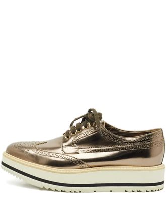 Prada Derby con plateau - Oro