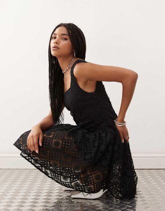 Amy Lynn Vestito corto skater alluncinetto nero