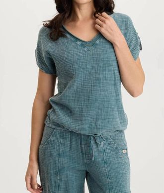 Xcvi Bower V-Neck Tee In Tideworn