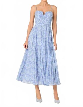 Astr Womens Bayley Pleated Maxi Dress In Blue Floral