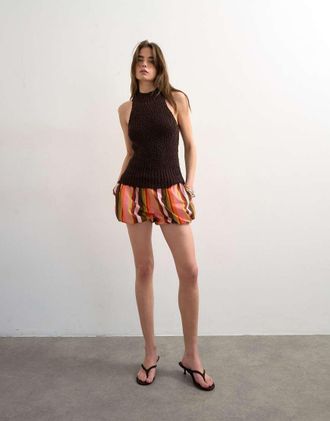 Topshop Pantaloncini rosa a righe con fondo a palloncino