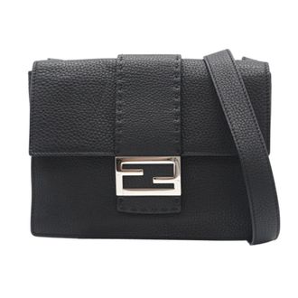 Fendi Black Leather Shoulder Bag (Pre-Owned)