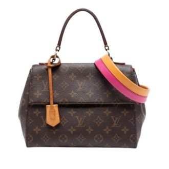 Louis Vuitton Pre-owned Handbags, female, Brown, Size: ONE SIZE Pre-owned Cluny BB