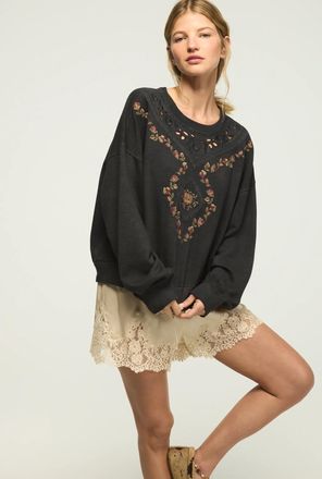 Lucky Brand Womens Novelty Embroidered Crew Neck
