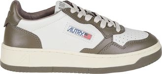 Autry Medalist Low Perforated Cow Leather Sneakers