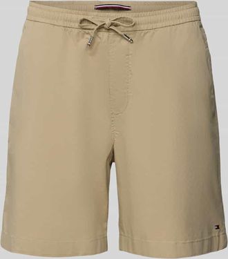 Tommy Hilfiger Regular Fit Shorts aus Baumwoll-Elasthan-Mix in Kitt, Größe 31
