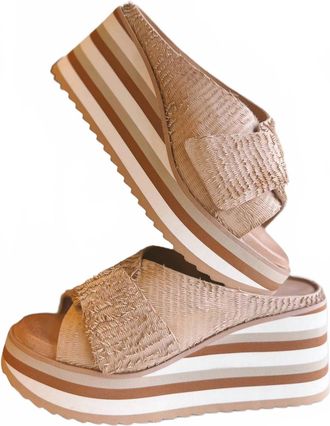 Antelope Womens Padme Sculpted Platform Mule In Beige