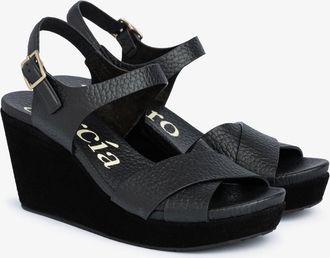 Pedro Garcia Black leather wedge sandal | Aleyda | Fall-winter 26 |