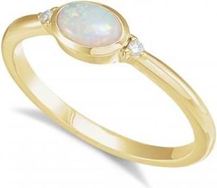 Allurez Oval Natural Cabochon Ethiopian Opal & Diamond Ring 14K Yellow Gold (0.34ct)