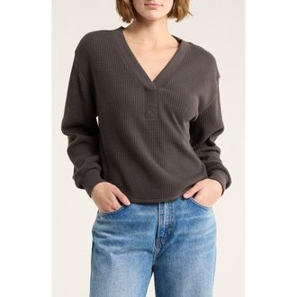 Madewell Brushed Waffle V-Neck T-Shirt in Coal at Nordstrom Rack, Size X-Large