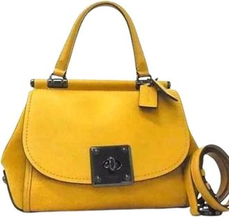 Coach Pre-owned Handbags, female, Yellow, Size: ONE SIZE Pre-owned Leather handbags