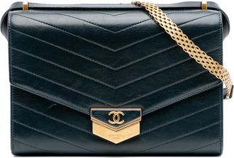 Chanel Pre-owned Womens Chevron Quilted Crossbody - Teal Leather - One Size