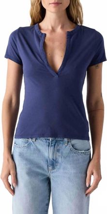 Amo Delightful Short Sleeve Tee In Neptune