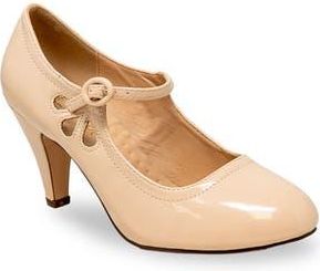 Chase + Chloe by Intouch Footwear Cutout Pump in Beige Patent at Nordstrom Rack, Size 6.5
