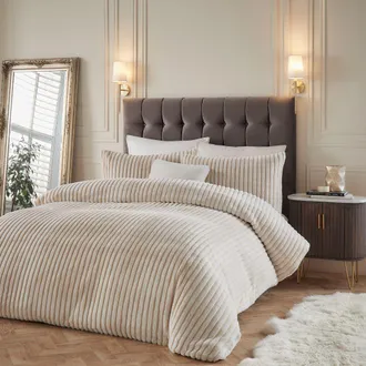 Riva Paoletti Alpine Striped Faux Fur Duvet Cover Set in Light Beige | Size: Super King