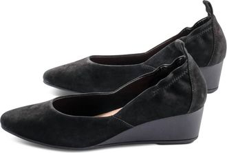 Blondo Womens Etta Suede Pump In Black