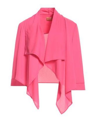 Carla Montanarini Shrugs