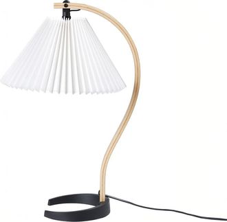 GUBI Timberline Tischleuchte, eiche / weiss