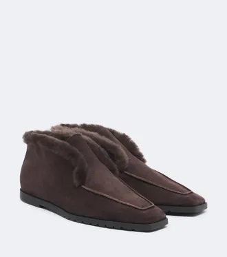 Toteme Botines de ante con borrego
