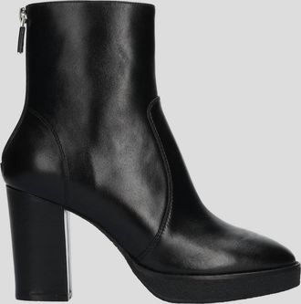 Lola Cruz Womens Wila Block Heel Booties In Black