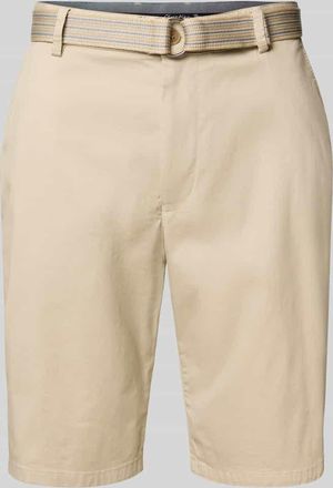 Christian Berg Regular Fit Bermudas mit Gürtel in Sand, Größe 48