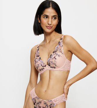 Triumph Schalen-BH TRIUMPH Sensual Spotlight WP, Damen, Gr. 80, Cup B, beige (foundation beige), Microtouch, Obermaterial: 64% Polyester, 29% Polyamid, 7% Ela