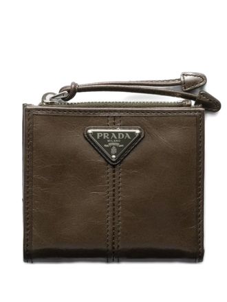 Prada triangle logo zip leather wallet - Brown