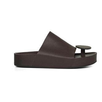 Uma Wang Flip Flops, female, Brown, Size: 10 US Round Thong Sandals
