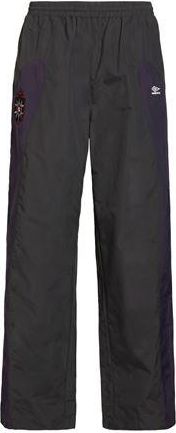 Umbro BOTTOMWEAR - Pantaloni su YOOX.COM