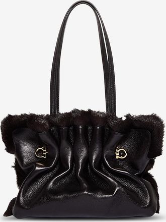 Ferragamo Rechteckige Handtasche aus glattem Leder Soft-Bag