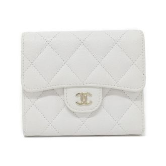 Chanel White Grained Calfskin Wallet (Tri-Fold) (Pre-Owned)