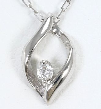 C&A Unbranded (10K) Necklace (Pre-Owned)