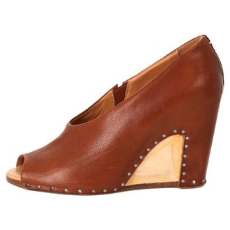 Maison Margiela Maison Margiela Geopende Teenzool Piped Wedge in Tan Leer