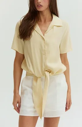 Crescent Front Tie Short Sleeve Blouse in Light Yellow at Nordstrom, Size X-Small