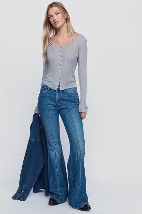 Mother The Dollop Heel Seamed Mid-Rise Flare Jeans