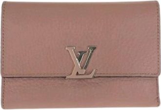 Louis Vuitton Pre-owned Wallets, female, Pink, Size: ONE SIZE Pre-owned Portefeuille Capucines Compact Leather Wallet