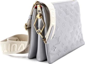 Louis Vuitton Coussin Bag Monogram Embossed Lambskin PM crossbody bag - Zilver